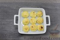 Фото приготовления рецепта: Сырники с кокосовой стружкой и варёной сгущёнкой (в духовке) - шаг №11