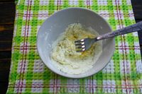 Фото приготовления рецепта: Суп с мясными фрикадельками и клёцками - шаг №4