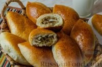 Фото приготовления рецепта: Дрожжевые пирожки с капустой и грибами (в духовке) - шаг №24