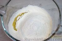 Фото приготовления рецепта: Булочки "Сердечки" с ореховой начинкой - шаг №3