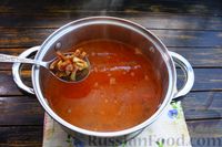 Фото приготовления рецепта: Томатный суп с чечевицей и беконом - шаг №14
