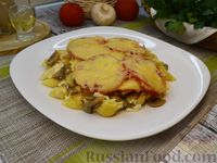 Фото к рецепту: Запеканка из макарон с грибами, помидорами и сыром