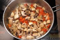 Фото приготовления рецепта: Булгур с грибами и овощами, на сковороде - шаг №6