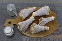 Фото приготовления рецепта: Куриные голени, фаршированные грибами (в духовке) - шаг №13