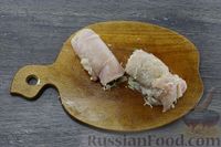 Фото приготовления рецепта: Куриные рулетики с сыром и зеленью (в духовке) - шаг №13