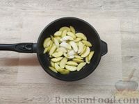 Фото приготовления рецепта: Запеканка из пшённой каши с яблоками - шаг №8