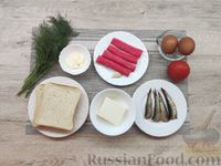 Фото приготовления рецепта: Бутерброды со шпротами, крабовыми палочками и плавленым сыром - шаг №1