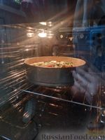 Фото приготовления рецепта: Томатный суп с цукини и вермишелью - шаг №10