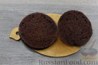 Фото приготовления рецепта: Постный шоколадный торт с малиновым кремом - шаг №10