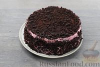 Фото приготовления рецепта: Постный шоколадный торт с малиновым кремом - шаг №28