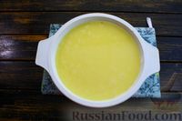 Фото приготовления рецепта: Пышный омлет со сливочным маслом (в духовке) - шаг №6