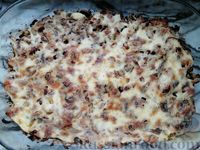 Фото приготовления рецепта: Рагу из свинины с грибами, грецкими орехами и изюмом (в духовке) - шаг №16