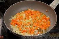 Фото приготовления рецепта: Сырный суп с охотничьими колбасками - шаг №6