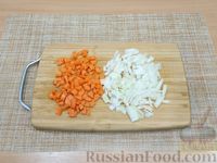 Фото приготовления рецепта: Суп с рисом, черемшой и яйцами - шаг №6