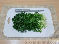 Фото приготовления рецепта: Суп с рисом, черемшой и яйцами - шаг №9