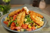 Фото приготовления рецепта: Овощной салат с жареным сыром и оливками - шаг №15