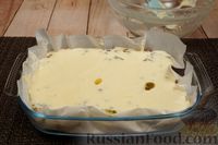Фото приготовления рецепта: Заливной пирог на кефире, с мясным фаршем - шаг №13