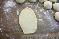 Фото приготовления рецепта: Белковые булочки-батоны с чесночным маслом и петрушкой - шаг №13
