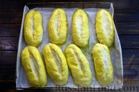 Фото приготовления рецепта: Белковые булочки-батоны с чесночным маслом и петрушкой - шаг №21