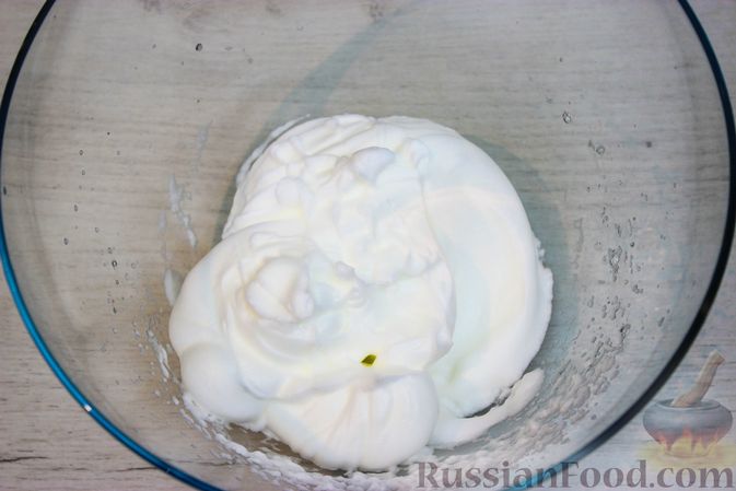 Пирожные «Трубочки» с заварным белковым кремом: рецепт с фото