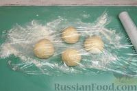 Фото приготовления рецепта: Бездрожжевые постные пирожки-плетёнки с рыбой и рисом - шаг №14