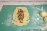 Фото приготовления рецепта: Бездрожжевые постные пирожки-плетёнки с рыбой и рисом - шаг №17