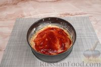 Фото приготовления рецепта: Пирог "Сухарник" на кефире, с повидлом - шаг №8
