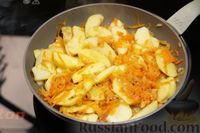 Фото приготовления рецепта: Печёночный рулет с луком, морковью и яблоком - шаг №10