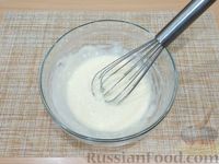 Фото приготовления рецепта: Кокосово-йогуртовый кекс в кружке (в микроволновке) - шаг №6