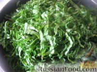 Фото приготовления рецепта: Бабушкин зеленый борщ - шаг №8