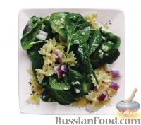 Фото к рецепту: Салат из шпината, пасты и лука