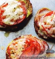 Фото к рецепту: Горячие бутерброды с помидорами и беконом