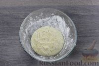 Фото приготовления рецепта: Ореховый торт со сливочно-сметанным кремом - шаг №13