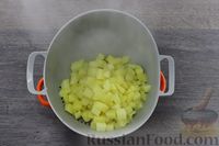 Фото приготовления рецепта: Картофельная запеканка с грибами и шпинатом - шаг №7