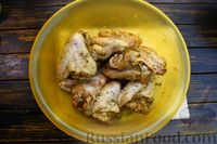Фото приготовления рецепта: Куриные крылышки с чечевицей, в духовке - шаг №4