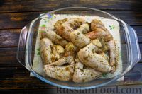 Фото приготовления рецепта: Куриные крылышки с чечевицей, в духовке - шаг №5
