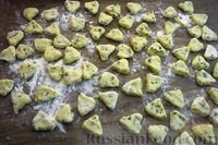 Фото приготовления рецепта: Ленивые вареники с картофелем и грибами - шаг №15