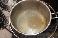 Фото приготовления рецепта: Пирог "Глазунья" со сливочно-творожным кремом и консервированными персиками - шаг №13