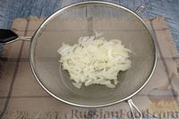 Фото приготовления рецепта: Овощной салат с сыром и беконом - шаг №6