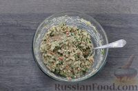 Фото приготовления рецепта: Кабачковые оладьи с вялеными томатами, шпинатом и сыром - шаг №3