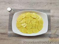Фото приготовления рецепта: Картофельная запеканка с грибами - шаг №3