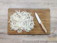 Фото приготовления рецепта: Картофельная запеканка с грибами - шаг №5