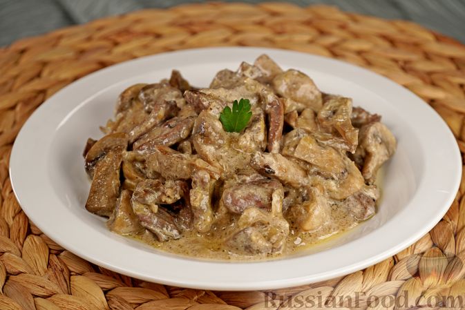Курица с грибами в сливочно-чесночном соусе - пошаговый рецепт с фото на l2luna.ru