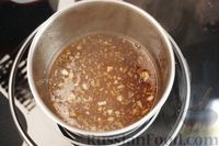Фото приготовления рецепта: Куриное филе, запечённое в медово-соевой глазури - шаг №11