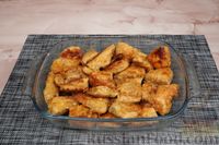 Фото приготовления рецепта: Куриное филе, запечённое в медово-соевой глазури - шаг №13