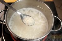 Фото приготовления рецепта: Рисовые зразы с куриной печенью - шаг №2