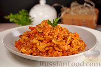 Фото к рецепту: Рис с грибами (на сковороде)