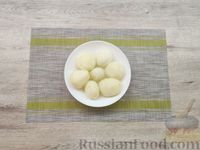 Фото приготовления рецепта: Молодая картошка с паприкой и прованскими травами - шаг №4