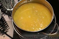 Фото приготовления рецепта: Суп с фаршем, брокколи, зелёным горошком и сливками - шаг №7