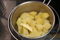 Фото приготовления рецепта: Картофельные котлеты - шаг №3